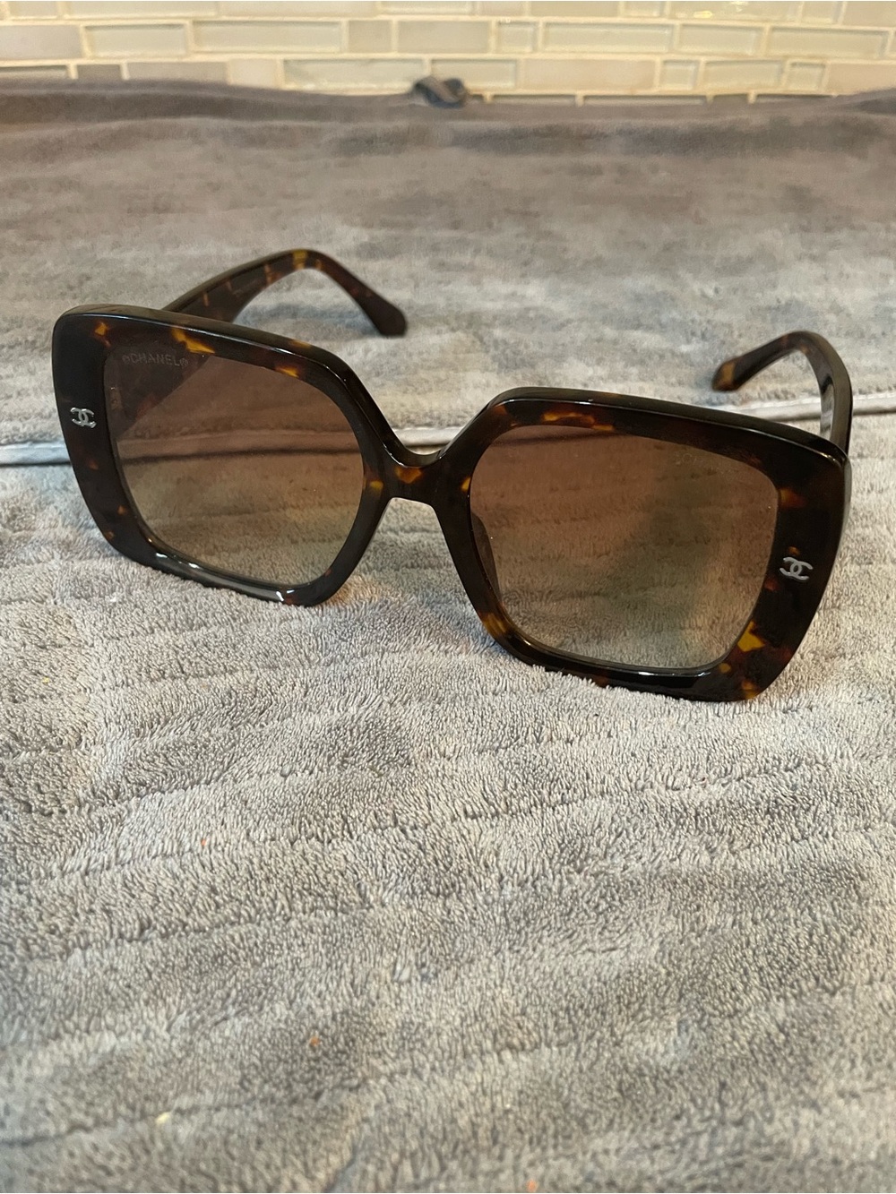 Chanel 9165B C714/S9 Sunglasses Brown Tortoise Brown - Picture 6 of 7